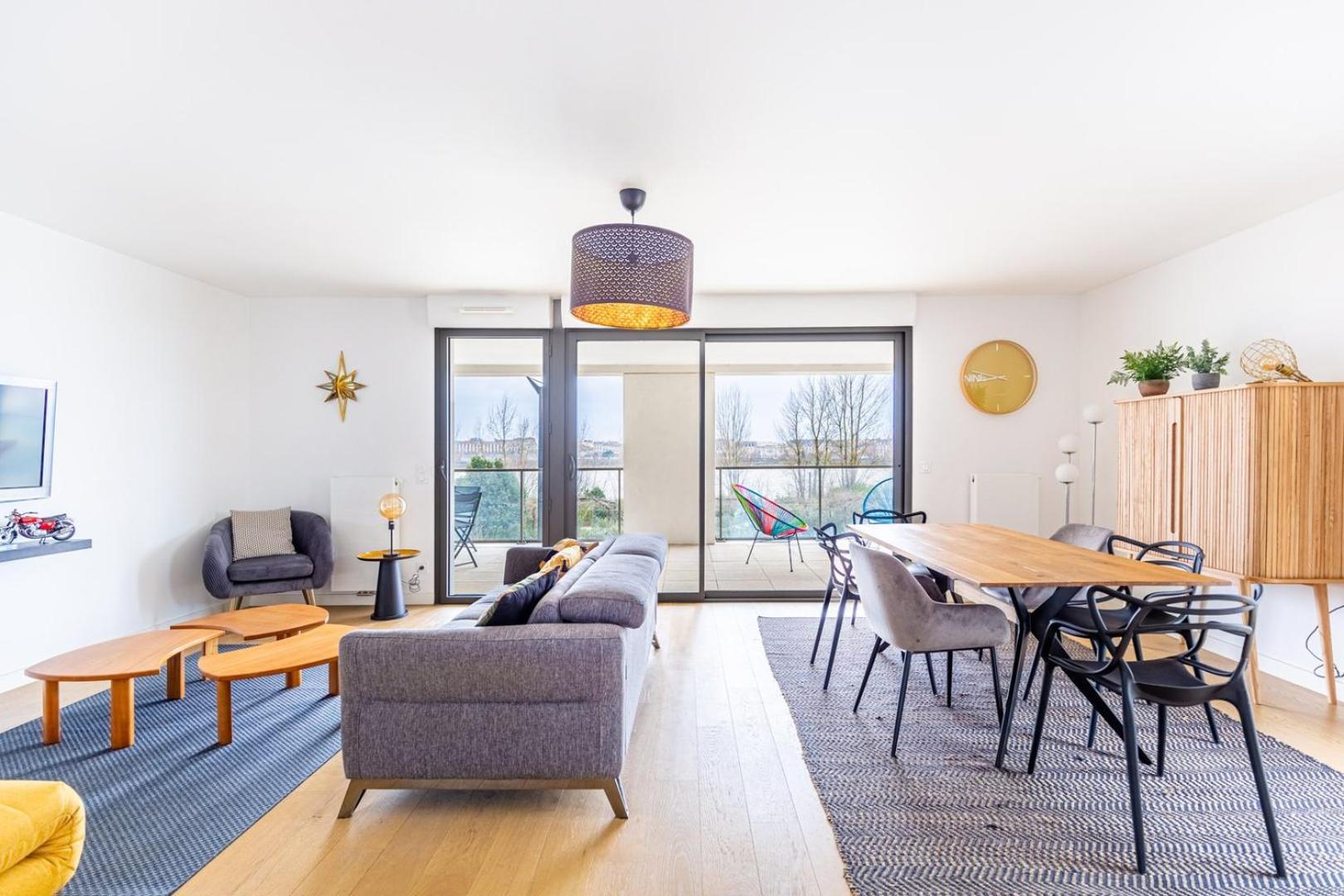 Guestready - Peaceful Escape In La Bastide Lägenhet Bordeaux Exteriör bild